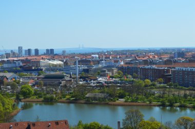 Kopenhag Öresund Köprüsü arka plan ile
