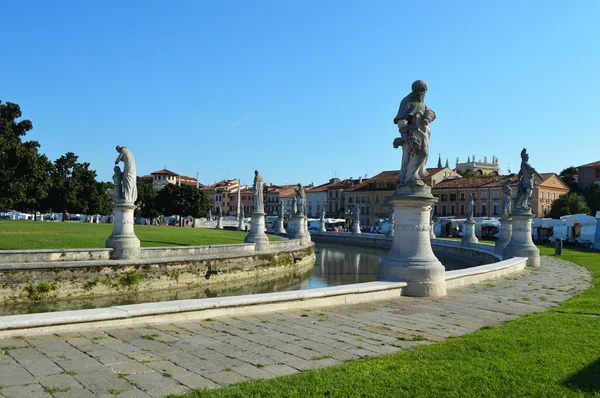 Prato della valle square in padua — Stock Photo, Image