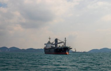 Tayland Körfezi 'ndeki konteynerlik Siracha bölgesi Chonburi Asya