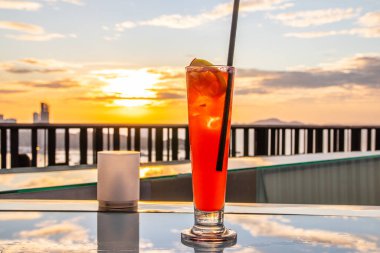 Tayland 'da Singapur kokteylinin tadını çıkarın.