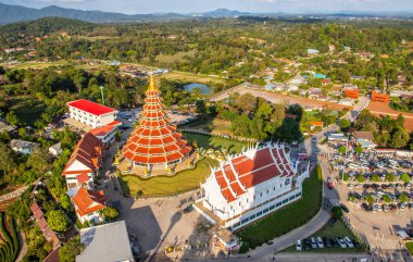 Wat Huay Pla Kang Chiang Rai Kuzey Tayland