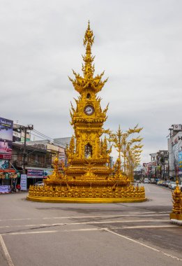 Chiang Rai Tayland ve Asya 'dan bir gezi için saat kulesini ziyaret ediyoruz.