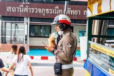 Pattaya Jomtien Bölgesi Chonburi Tayland Asya, Tayland polisi kahve molasında.