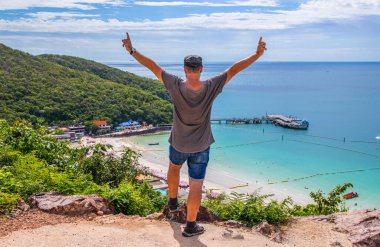 Koh Larn Bölgesi Chonburi, Pattaya Tayland Asya yakınlarında, hayat güzel ve eğlenceli.