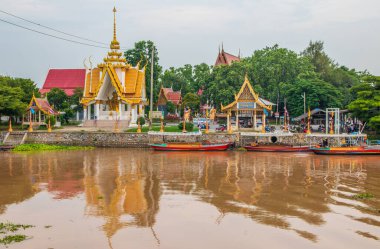 Ayutthaya Tayland ve Güneydoğu Asya, Chao Phraya Nehri 'ni ziyaret edin.