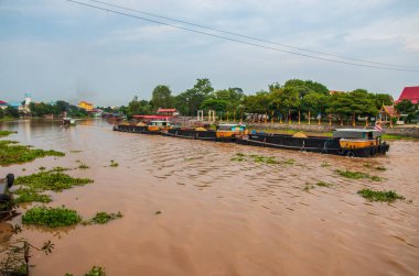 Ayutthaya Tayland ve Güneydoğu Asya, Chao Phraya Nehri 'ni ziyaret edin.