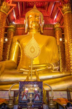 Ayutthaya Tayland ve Asya 'daki Budizm Tapınağı' nda Buda Heykeli