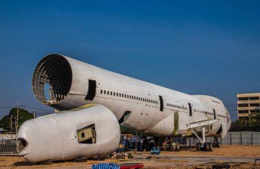 Pattaya Bölgesi Chonburi Tayland Asya, eski atılmış uçak veya jumbo jet restoran ve bar etkinliği olarak kullanılır