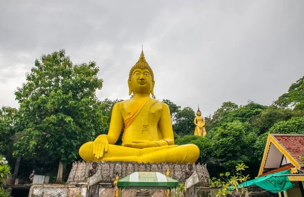 Estatua Buda Una Isla Tailandesa Tailandia Asia — Foto de Stock