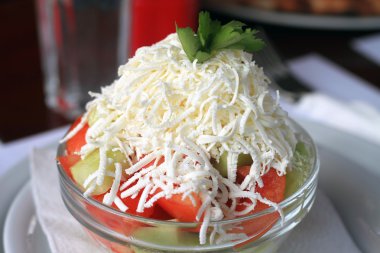 shopska salatası