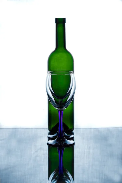 와인 한 병과 한 잔 — 스톡 사진