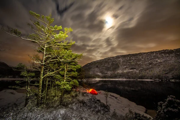 Acampar Noite Inverno — Fotografia de Stock