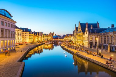 Ghent kanal Belçika geceleri