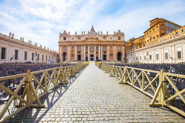 Basílica de São Pedro no Estado da Cidade do Vaticano — Fotografia de Stock