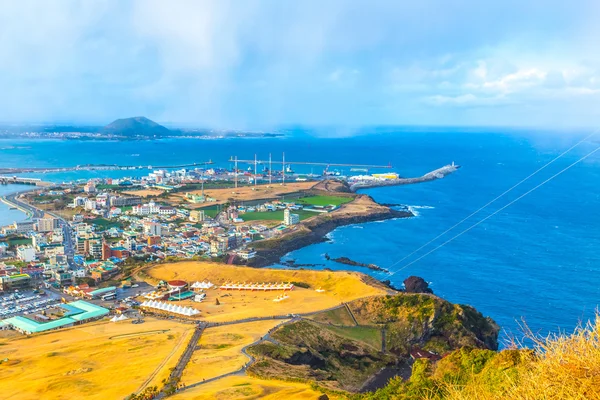 Uitzicht vanaf de Seongsan Ilchulbong Mountain in Jeju eiland, Zuid-Kore — Stockfoto