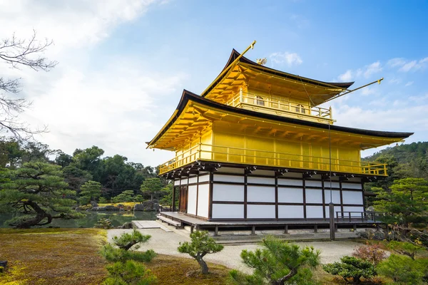 Kinkaku-ji, den gyllene paviljongen i Kyoto, Japan — Stockfoto