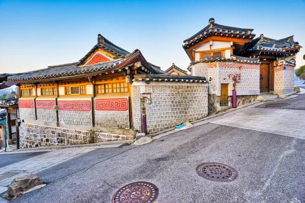 Bukchon Hanok a antiga aldeia em Seul, Coreia do Sul — Fotografia de Stock