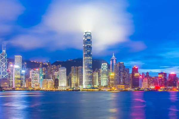 Hong Kong město panorama v noci — Stock fotografie