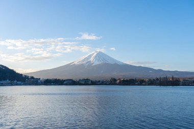 Japonya, Kawaguchiko 'da gölü olan Fujisan Dağı.