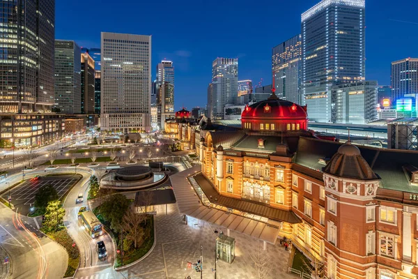 東京の夜の東京駅 ロイヤリティフリーのストック写真