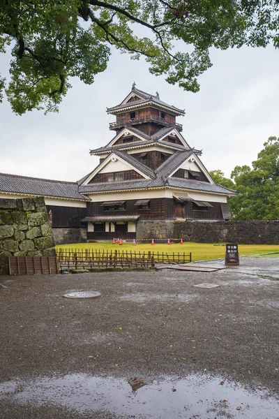 Castillo Kumamoto en el norte de Kyushu, Japón — Foto de Stock