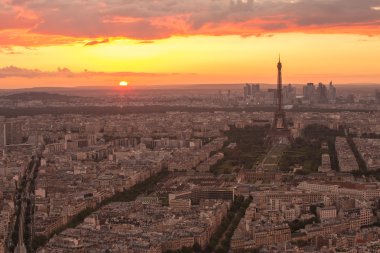 Günbatımında Eyfel Kulesi Paris, Fransa