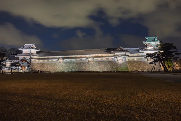 Château de Kanazawa la nuit à Kanazawa, Japon . — Photo