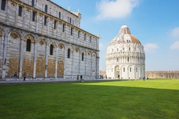 De Scheve Toren van Pisa, Italië — Stockfoto