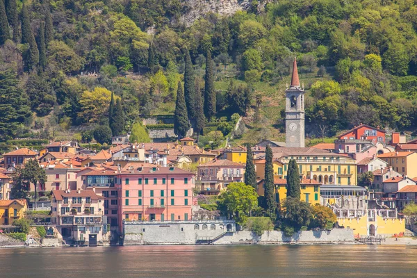 Varenna vesnice v jezeře como, Itálie — Stock fotografie