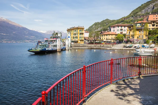 Varenna vesnice v jezeře como, Itálie — Stock fotografie