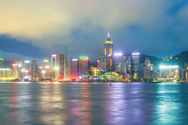 Hong kong island view von kowloon. — Stockfoto