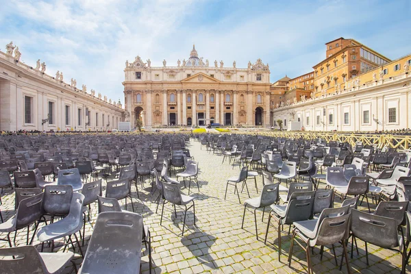 Saint Peter's Basilica in Vatican City State — Stock Photo, Image