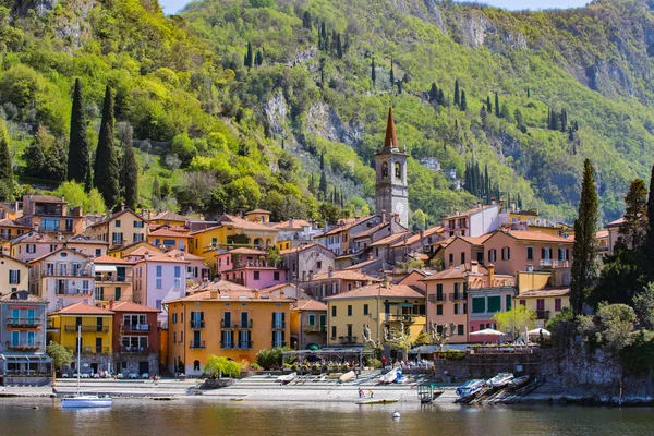 Varenna vesnice v jezeře como, Itálie — Stock fotografie