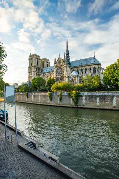 The Cathedral of Notre Dame in Paris, France — Stock Photo, Image