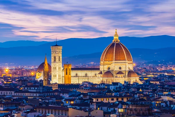 Сутінки Флоренції в Тоскана, Італія — стокове фото