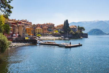 Kasaba Varenna Como Gölü ', Milano, İtalya