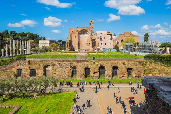 Het Forum Romanum in Rome, Italië — Stockfoto