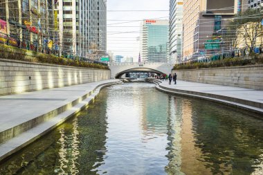 Cheonggyecheon akışı Seoul, Güney Kore
