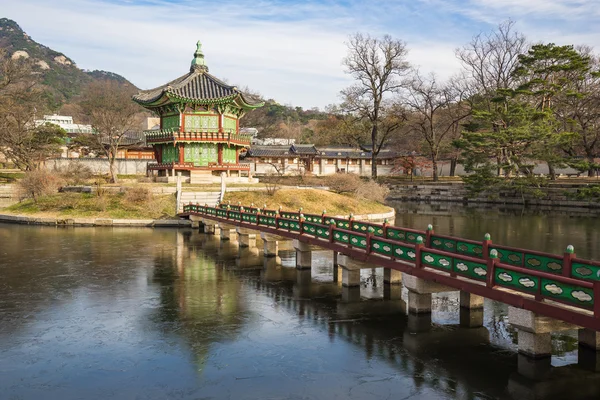 Gyeongbokgung palacio en seúl, Corea del Sur — Foto de Stock