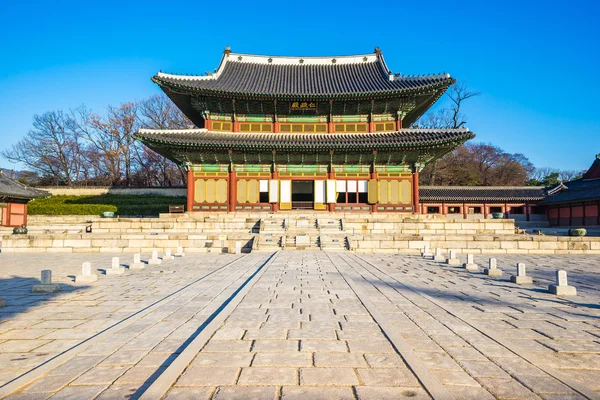 Дворец Чандэоки в Сеуле, Южная Корея — стоковое фото