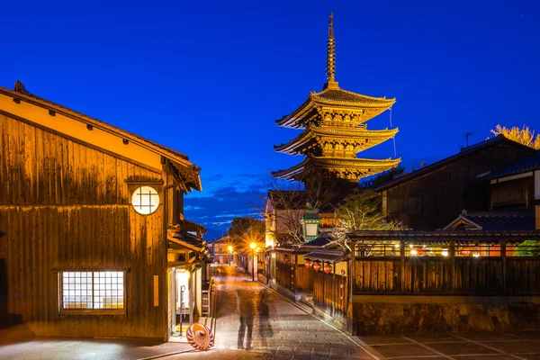 日本の夜京都市 — ストック写真