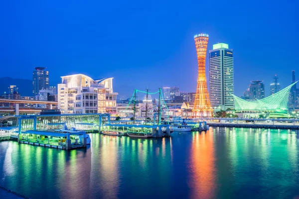 Skyline en el Puerto de la Torre Kobe en Japón — Foto de Stock