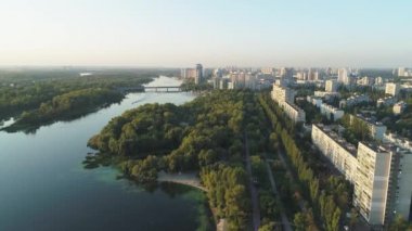 Ukrayna 'nın Kiev kentindeki Rusanivka bölgesinin hava aracı görüntüleri. 