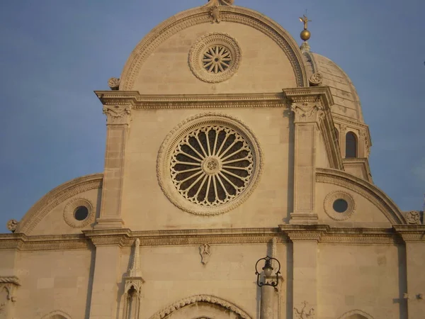 Una Iglesia Ciudad Croata — Foto de Stock