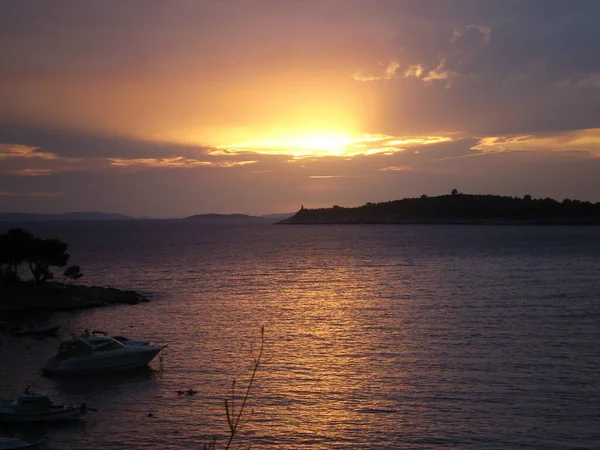 Hırvat Denizi üzerinde gün batımı