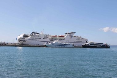 Hırvatistan 'ın Split limanında dev bir tekne