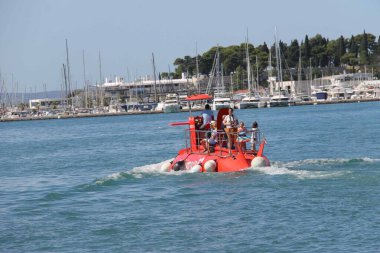 Hırvatistan 'ın Split limanında bir denizaltı.