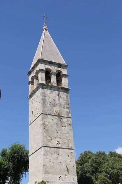 Hırvatistan 'ın Split kentindeki F Diocletian Sarayı' nın Kulesi