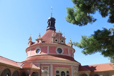 Çek Cumhuriyeti 'nin Jindrichuv Şatosu ve Şatosu' nda Rondel
