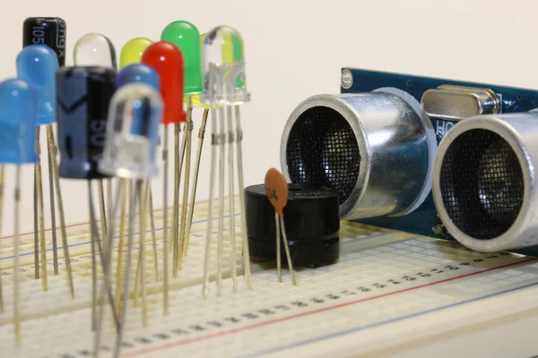 Arduino, DIY ve elektronik komponentler
